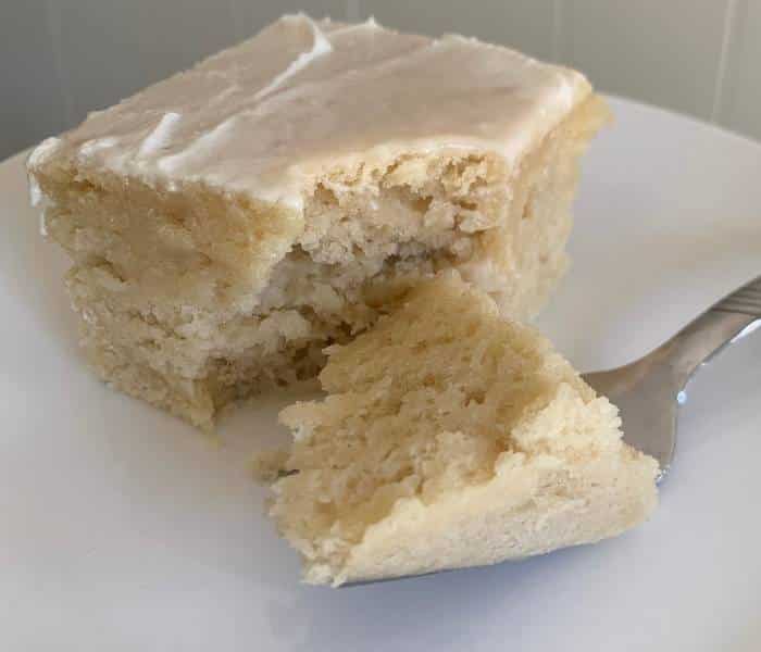 vegan vanilla almond cake