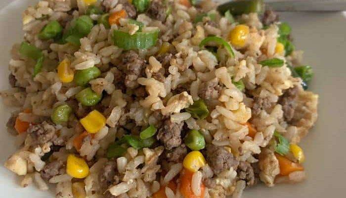 Easy Beef Fried Brown Rice With Veggies