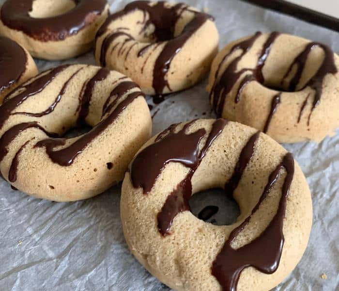 homemade chocolate glazed donuts