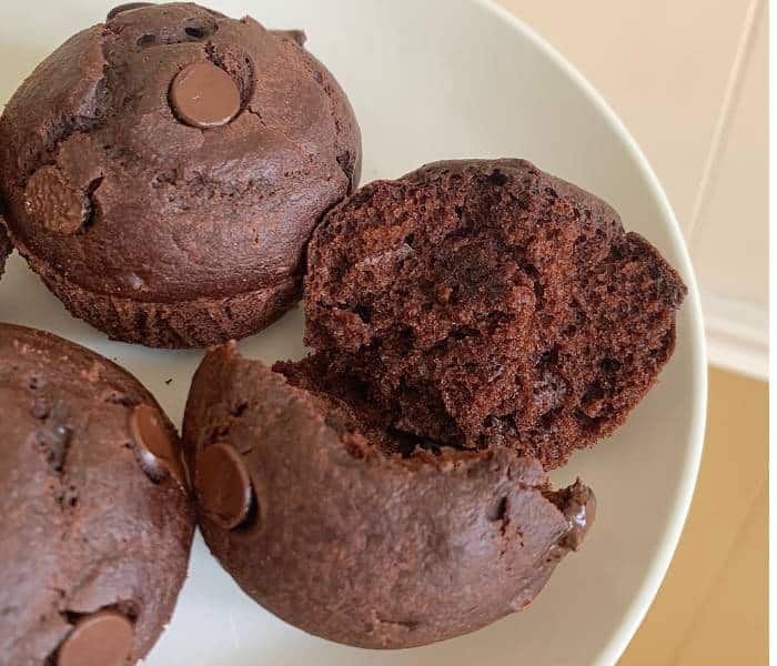 chocolate oat flour muffins