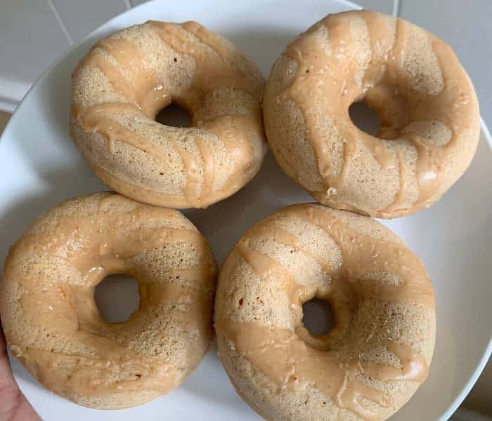 baked peanut butter doughnuts